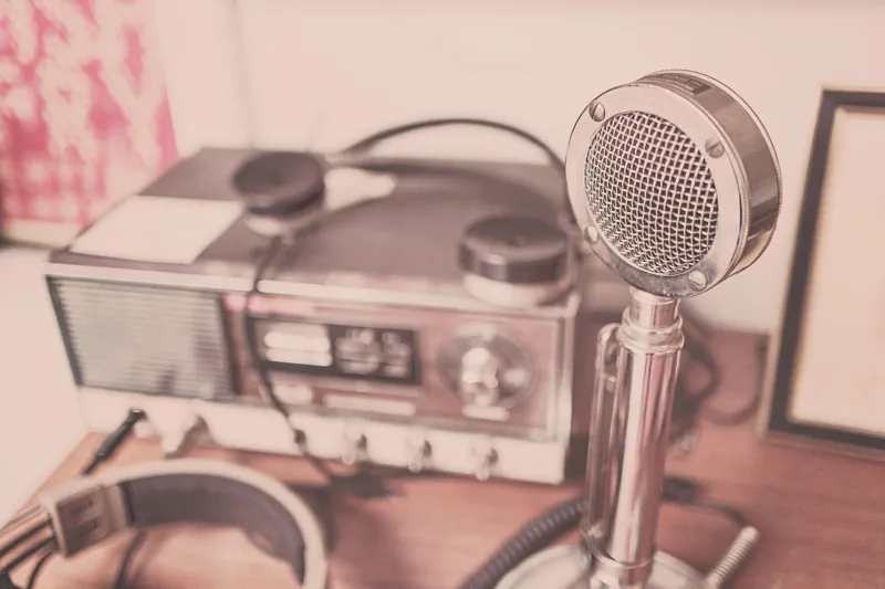 Onde Ribelli: La Rivoluzione delle Radio Libere Italiane contro il Monopolio dell'Etere